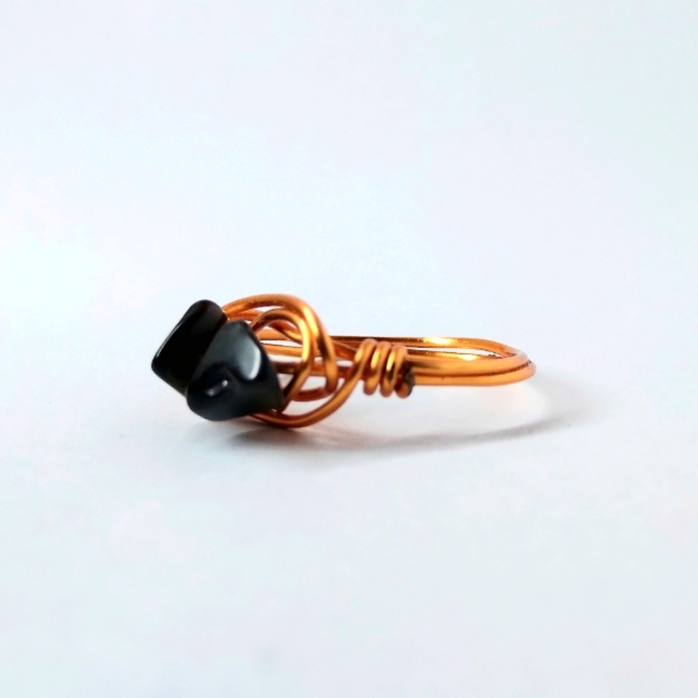 Beautiful Black Gem Handmade Twisted Rust Gold Ring Size 6